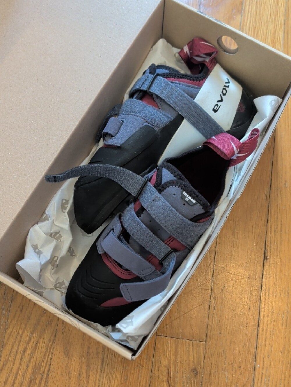 Evolv Shaman LV Climbing Shoe - Beet Red/Slate